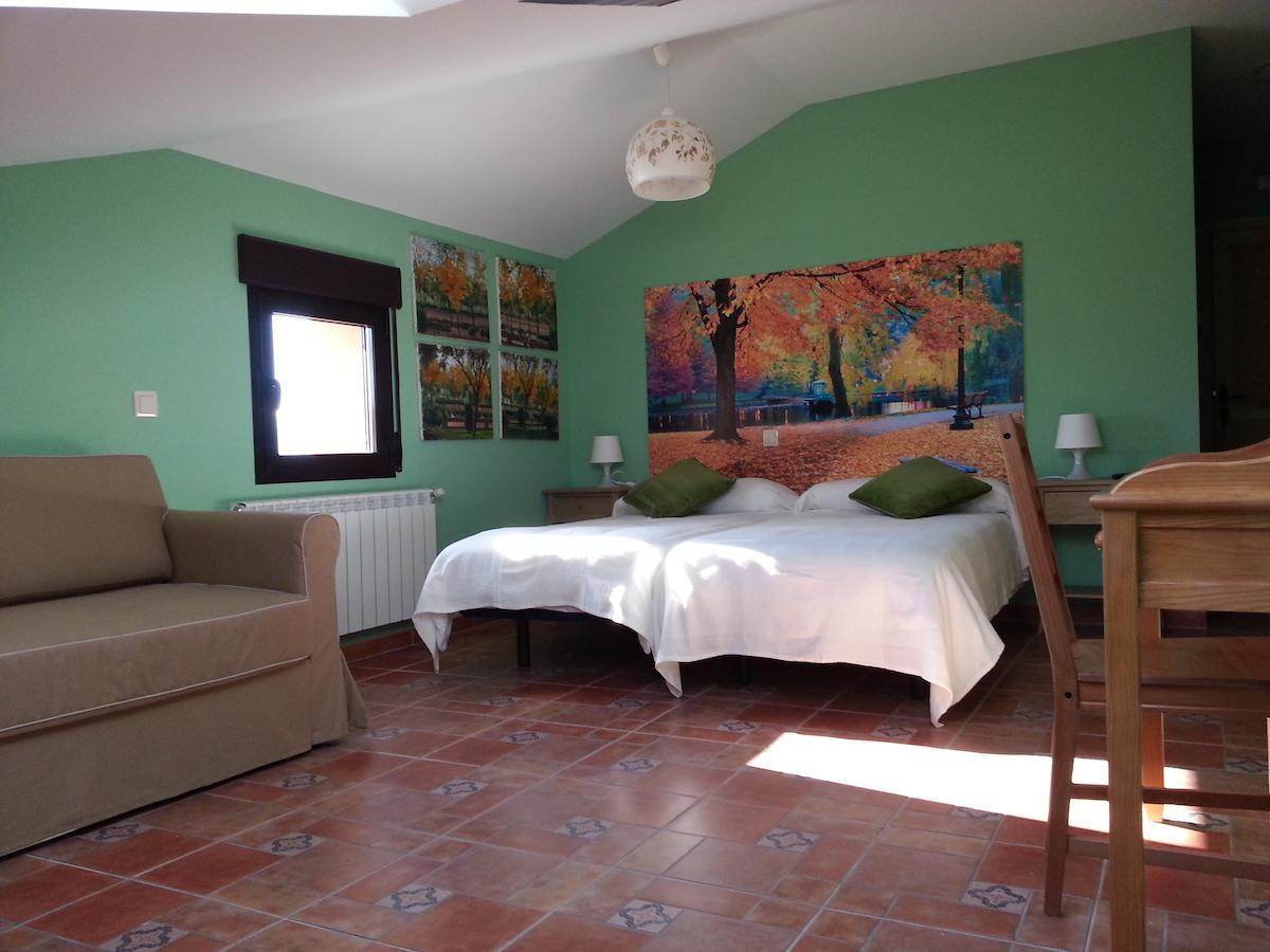 Hotel Rural La Casa del Tio Telesforo Trescasas Habitación foto